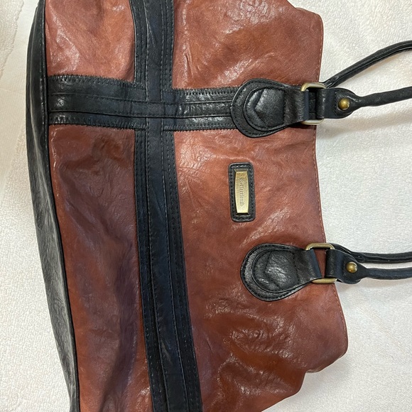 Natural Reflections leather bag - Picture 7 of 9